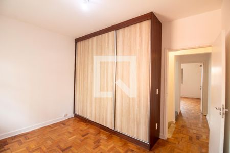 Quarto 1 de casa para alugar com 2 quartos, 180m² em Vila Congonhas, São Paulo
