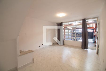 Sala de casa para alugar com 2 quartos, 180m² em Vila Congonhas, São Paulo