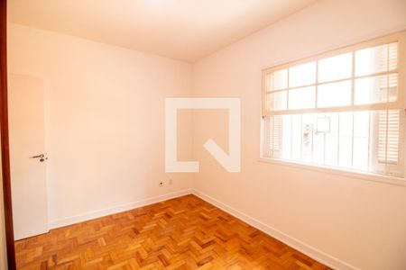 Quarto 1 de casa para alugar com 2 quartos, 180m² em Vila Congonhas, São Paulo