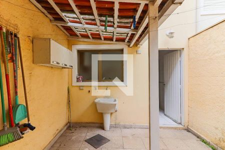 Casa de condomínio à venda com 80m², 2 quartos e 1 vaga Casa de condomínio à venda com 80m², 2 quartos e 1 vagaLavanderia