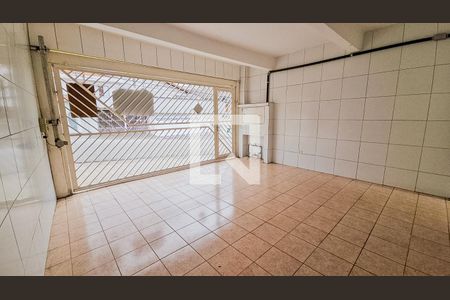 Garagem de casa para alugar com 3 quartos, 95m² em Parque Boturussu, São Paulo