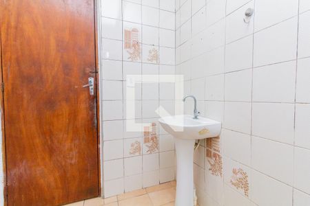 Banheiro 2 de casa para alugar com 3 quartos, 95m² em Parque Boturussu, São Paulo