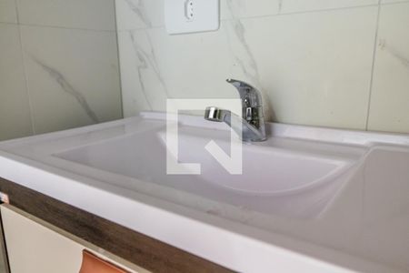 Banheiro de apartamento para alugar com 1 quarto, 27m² em Jardim Audir, Barueri