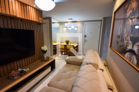 Sala de apartamento para alugar com 2 quartos, 77m² em Todos Os Santos, Rio de Janeiro