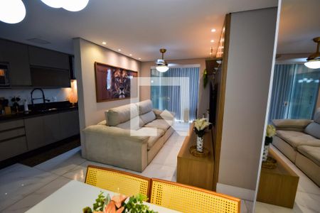 Sala de apartamento para alugar com 2 quartos, 77m² em Todos Os Santos, Rio de Janeiro