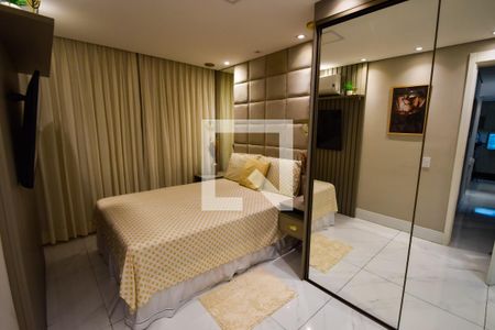 Apartamento para alugar com 77m², 2 quartos e 1 vagaQuarto 2 - Suíte