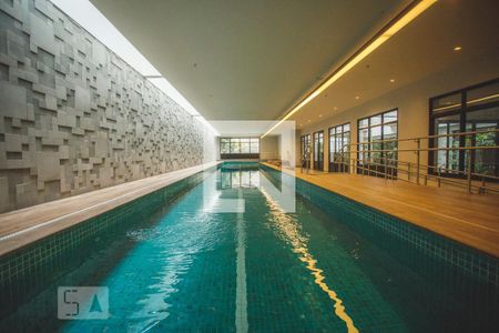 Studio para alugar com 38m², 0 quarto e 1 vaga Studio para alugar com 38m², 0 quarto e 1 vagaÁrea comum - Piscina