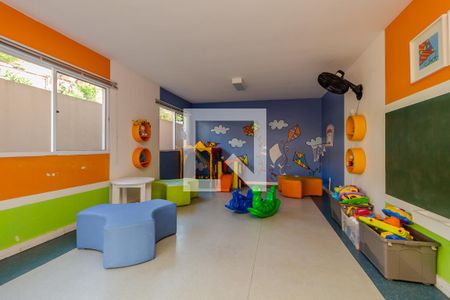 Apartamento para alugar com 100m², 2 quartos e 1 vaga Apartamento para alugar com 100m², 2 quartos e 1 vagaÁrea comum