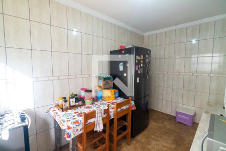 Casa à venda com 126m², 2 quartos e 2 vagas Casa à venda com 126m², 2 quartos e 2 vagasCozinha