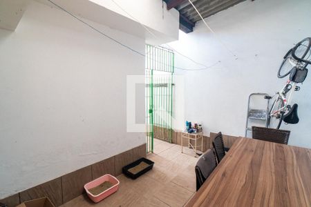 Casa à venda com 126m², 2 quartos e 2 vagas Casa à venda com 126m², 2 quartos e 2 vagasCozinha