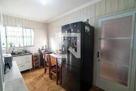 Casa à venda com 126m², 2 quartos e 2 vagas Casa à venda com 126m², 2 quartos e 2 vagasCozinha