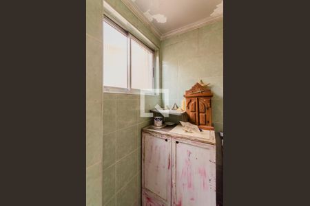 Apartamento à venda com 109m², 2 quartos e sem vagaBanheiro de serviço