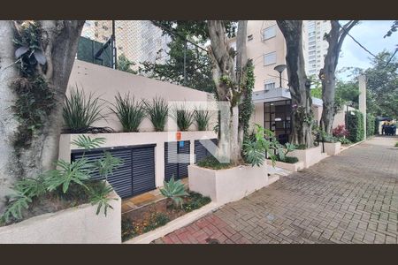 Apartamento para alugar com 72m², 2 quartos e 1 vaga Apartamento para alugar com 72m², 2 quartos e 1 vagaFachada
