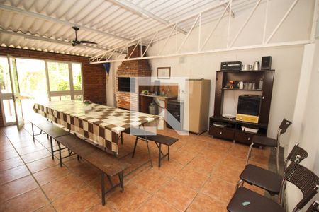 Apartamento à venda com 44m², 1 quarto e 1 vaga Apartamento à venda com 44m², 1 quarto e 1 vagaÁrea comum - Churrasqueira