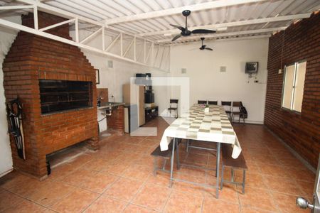 Apartamento à venda com 44m², 1 quarto e 1 vaga Apartamento à venda com 44m², 1 quarto e 1 vagaÁrea comum - Churrasqueira