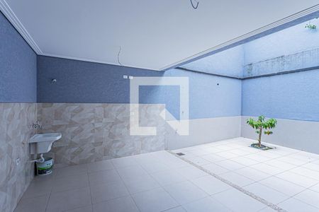 Casa à venda com 163m², 3 quartos e 3 vagasÁrea de serviço, churrasqueira e quintal