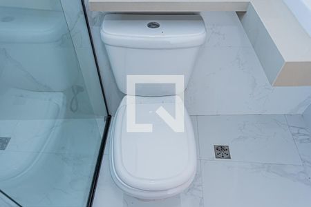 Casa à venda com 163m², 3 quartos e 3 vagasBanheiro suite 1