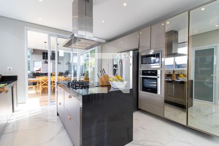 Casa de condomínio à venda com 372m², 3 quartos e 2 vagasCozinha