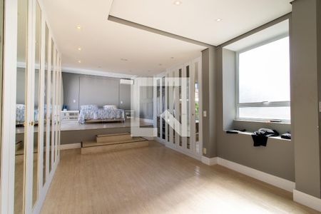 Casa de condomínio à venda com 372m², 3 quartos e 2 vagasQuarto 01