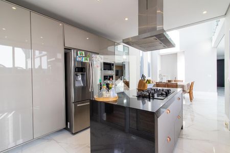 Casa de condomínio à venda com 372m², 3 quartos e 2 vagasCozinha