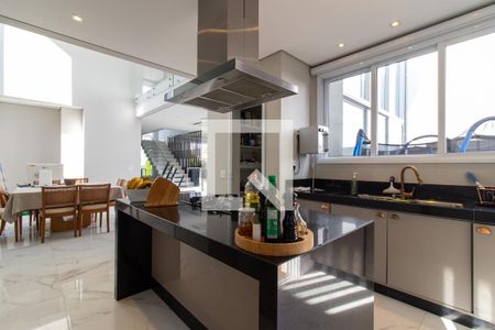 Casa de condomínio à venda com 372m², 3 quartos e 2 vagasCozinha