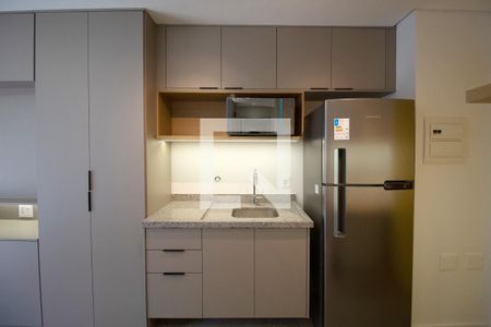 Studio para alugar com 25m², 1 quarto e sem vaga Studio para alugar com 25m², 1 quarto e sem vagaCozinha