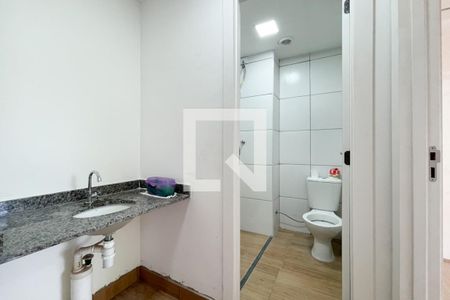 Apartamento para alugar com 34m², 2 quartos e sem vaga Apartamento para alugar com 34m², 2 quartos e sem vagaBanheiro Social
