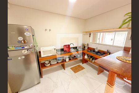 Casa para alugar com 55m², 1 quarto e 2 vagasCozinha
