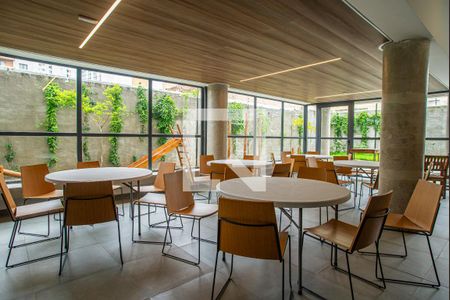 Apartamento à venda com 25m², 1 quarto e sem vaga Apartamento à venda com 25m², 1 quarto e sem vagaÁrea comum - Salão de festas