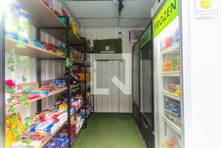 Apartamento para alugar com 55m², 2 quartos e 1 vagaMini Mercado