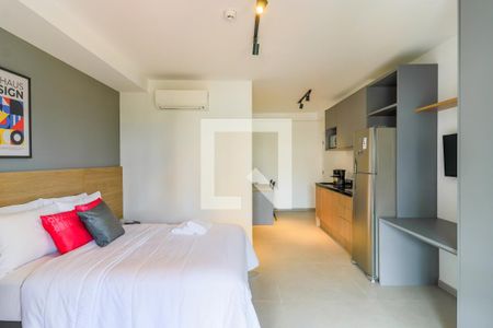 Studio para alugar com 35m², 1 quarto e sem vaga Studio para alugar com 35m², 1 quarto e sem vagaSala/Quarto