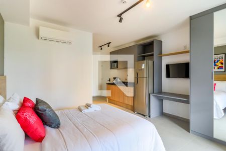 Studio para alugar com 35m², 1 quarto e sem vaga Studio para alugar com 35m², 1 quarto e sem vagaSala/Quarto