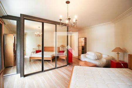 Sala / quarto de apartamento à venda com 1 quarto, 37m² em Vila Nova Conceição, São Paulo