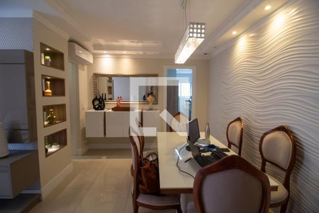 Apartamento à venda com 79m², 2 quartos e 1 vaga Apartamento à venda com 79m², 2 quartos e 1 vagaSala de Jantar