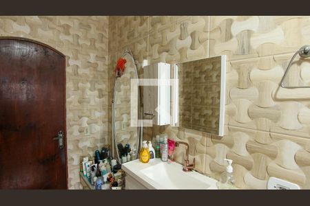 Casa à venda com 250m², 3 quartos e 4 vagasBanheiro