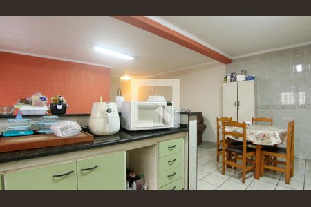 Casa à venda com 250m², 3 quartos e 4 vagasCozinha 