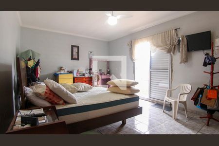 Casa à venda com 250m², 3 quartos e 4 vagasQuarto 