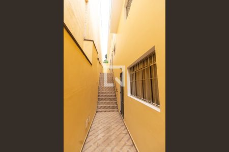 Casa para alugar com 70m², 2 quartos e sem vaga Casa para alugar com 70m², 2 quartos e sem vagaCorredor
