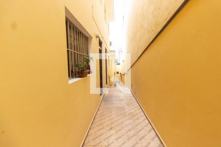 Casa para alugar com 70m², 2 quartos e sem vaga Casa para alugar com 70m², 2 quartos e sem vagaCorredor
