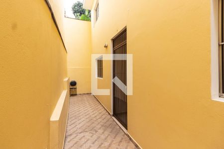 Casa para alugar com 70m², 2 quartos e sem vaga Casa para alugar com 70m², 2 quartos e sem vagaCorredor