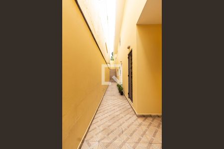 Casa para alugar com 70m², 2 quartos e sem vaga Casa para alugar com 70m², 2 quartos e sem vagaCorredor