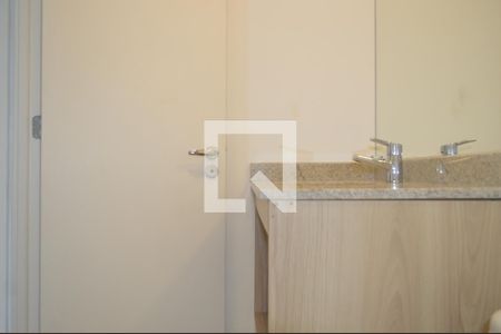 Banheiro de kitnet/studio para alugar com 1 quarto, 23m² em Sé, São Paulo