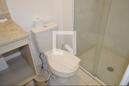 Banheiro de kitnet/studio para alugar com 1 quarto, 23m² em Sé, São Paulo