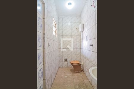 Studio para alugar com 100m², 1 quarto e sem vaga Studio para alugar com 100m², 1 quarto e sem vagaBanheiro