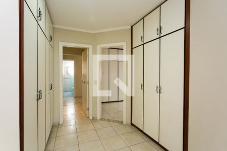 Apartamento para alugar com 192m², 4 quartos e 3 vagasHall dos quartos