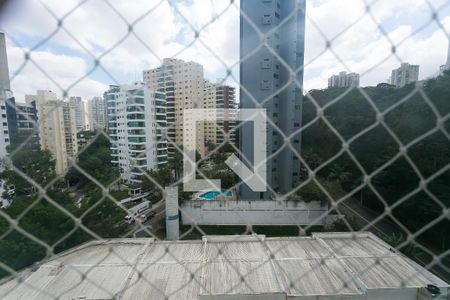 Apartamento para alugar com 192m², 4 quartos e 3 vagasVista da Suíte 