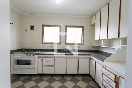 Apartamento para alugar com 192m², 4 quartos e 3 vagasCozinha