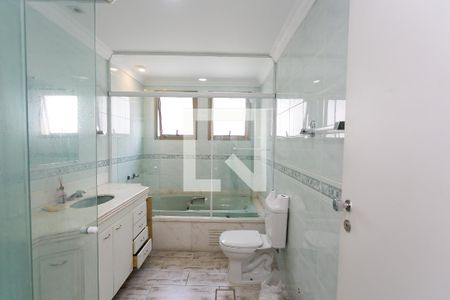 Apartamento para alugar com 192m², 4 quartos e 3 vagasBanheiro da Suíte 