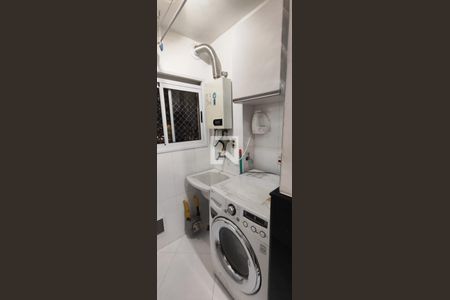 Apartamento à venda com 70m², 3 quartos e 1 vagaÁrea de Serviço