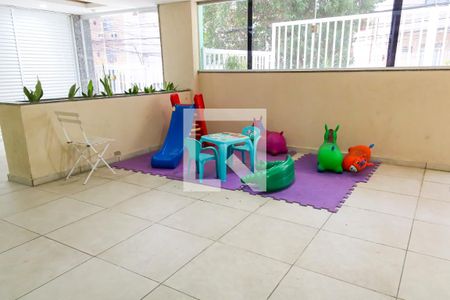 Apartamento à venda com 137m², 2 quartos e 1 vagaÁrea comum - Salão de festas